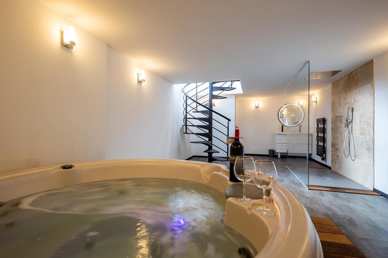 Mieuxqualhotel jacuzzi privatif Le rond Bordeaux Esterno foto