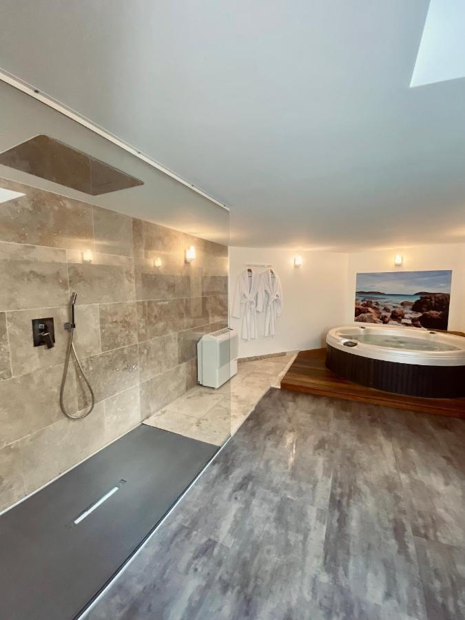 Mieuxqualhotel jacuzzi privatif Le rond Bordeaux Esterno foto