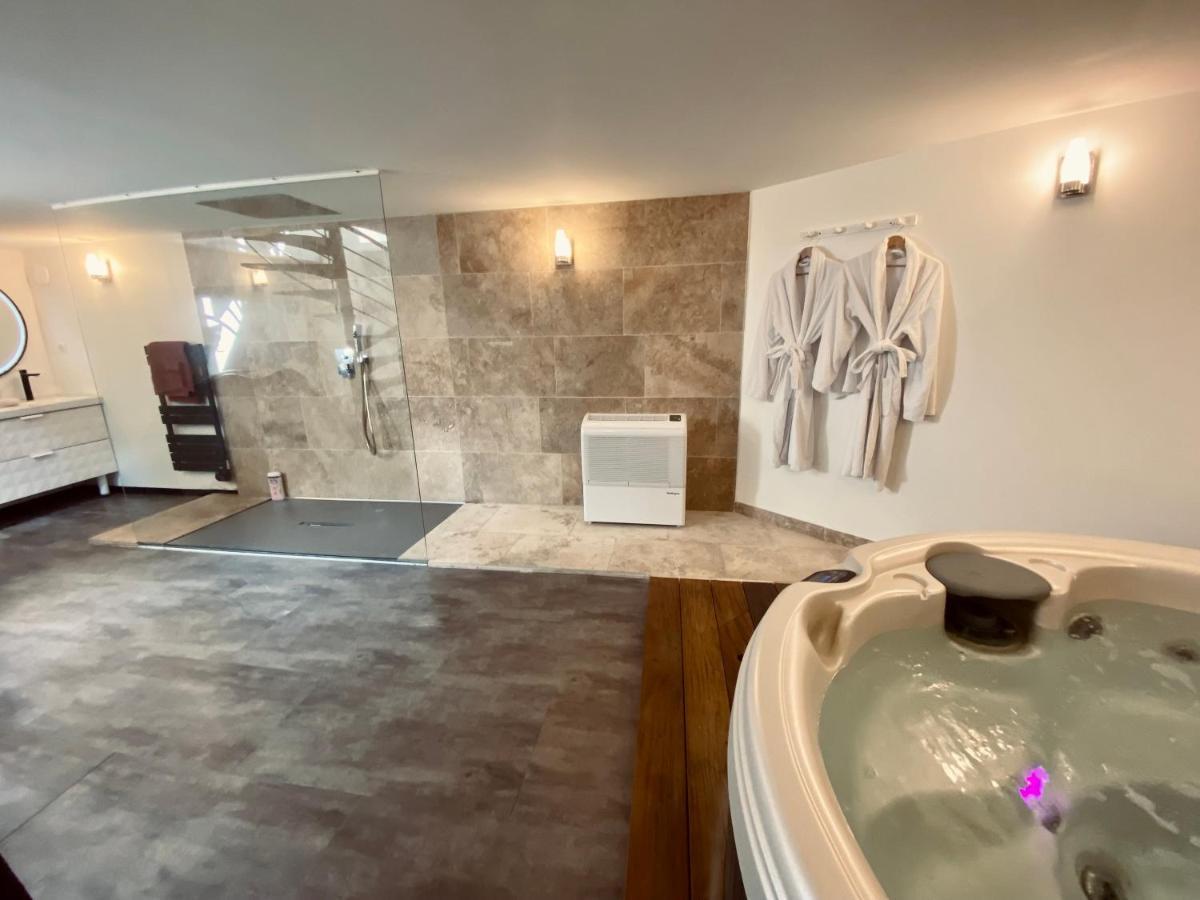 Mieuxqualhotel jacuzzi privatif Le rond Bordeaux Esterno foto