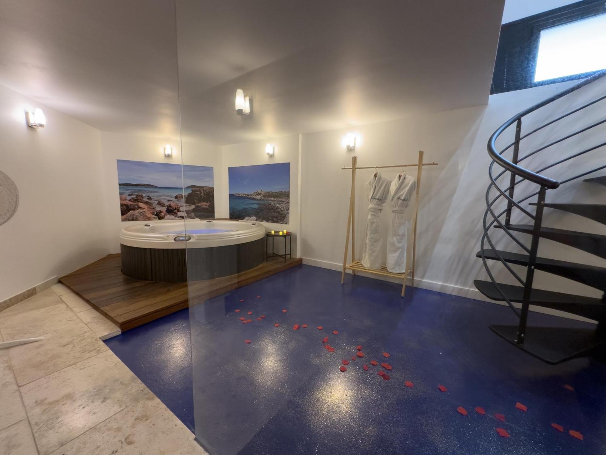 Mieuxqualhotel jacuzzi privatif Le rond Bordeaux Esterno foto